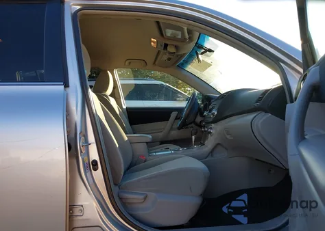 2012 Toyota Highlander from USA, damaged, VIN 5TDZA3EH4CS023660